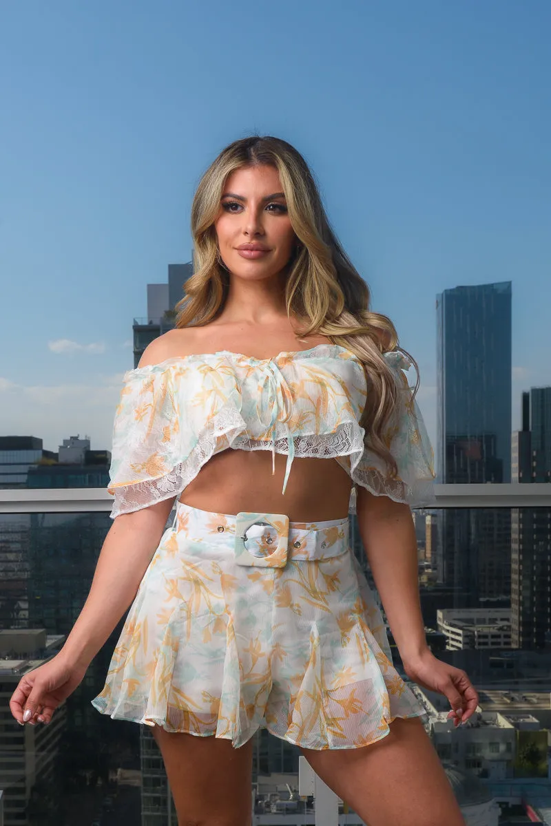 2PC. Set- Floral Print  Full Lining Short Set / Off The shoulder Double Ruffle Crop Top and Mini Shorts With Wide Belt and Back Zipper  (CS17184)
