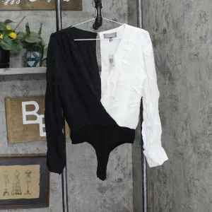4si3nna Black Thong Back Surplice Neckline Color Block Bodysuit Black / White L