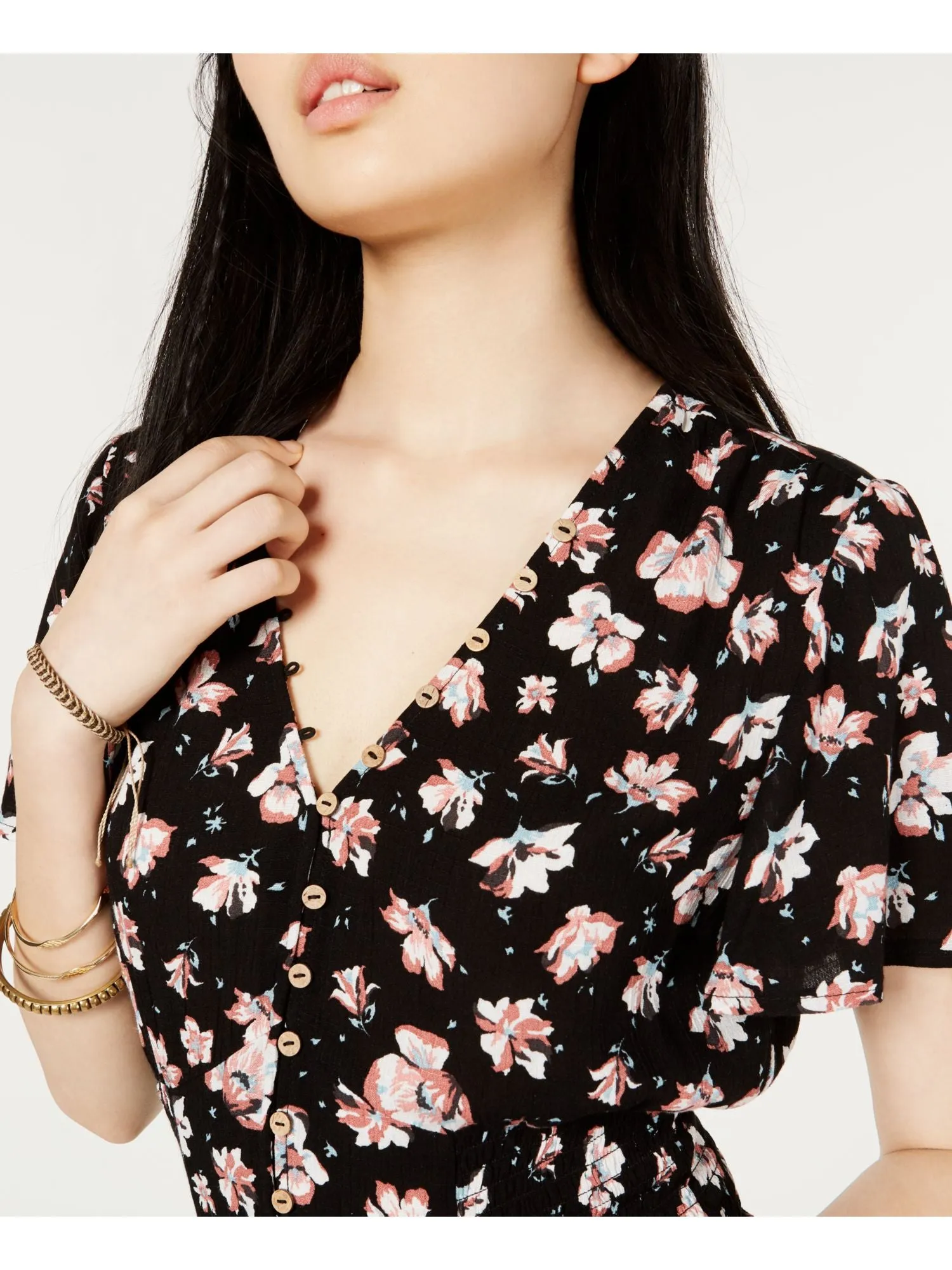AMERICAN RAG Womens Black Floral Short Sleeve V Neck Top
