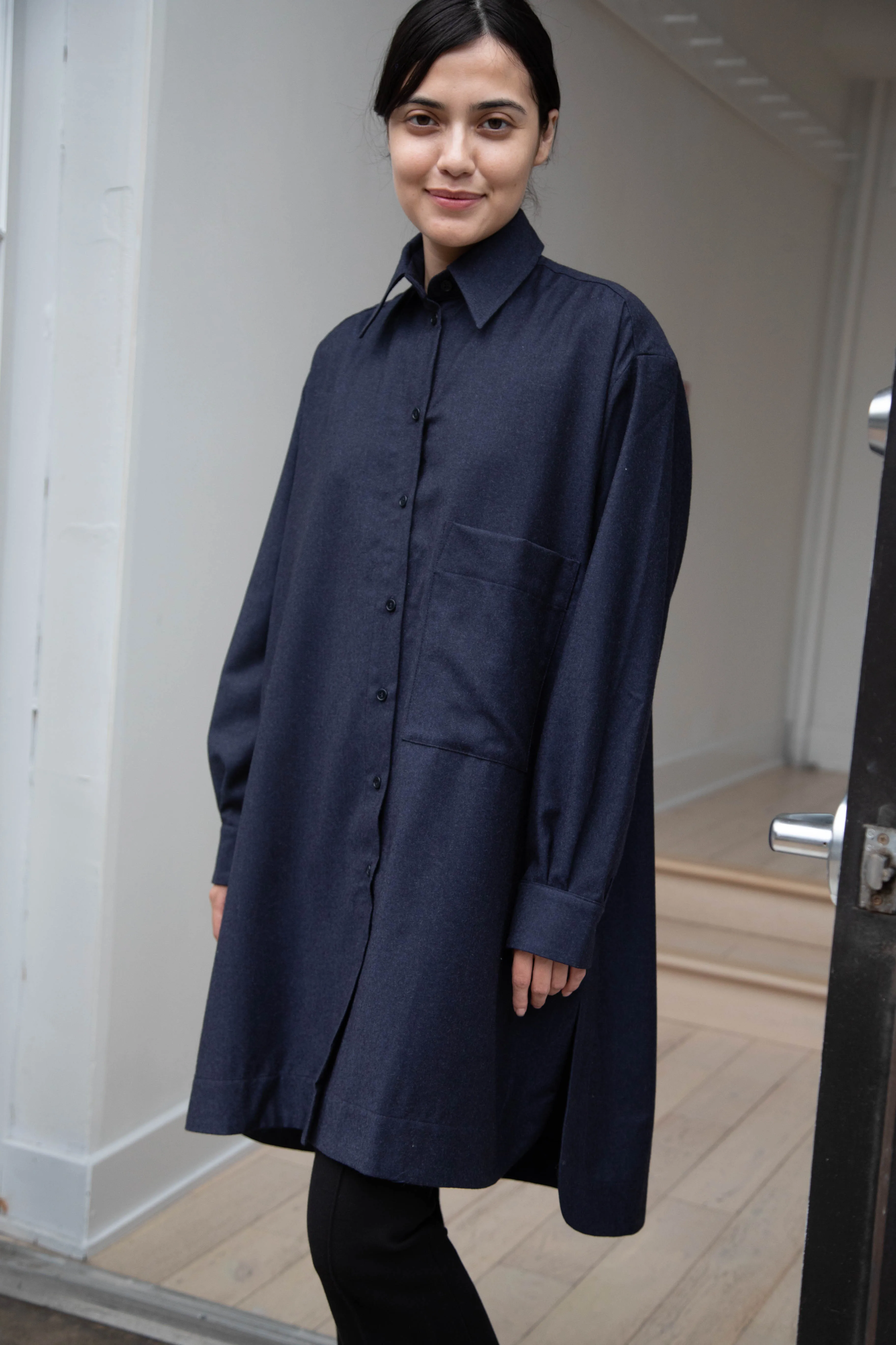 Cawley | Big Shirt in Dark Navy Wool