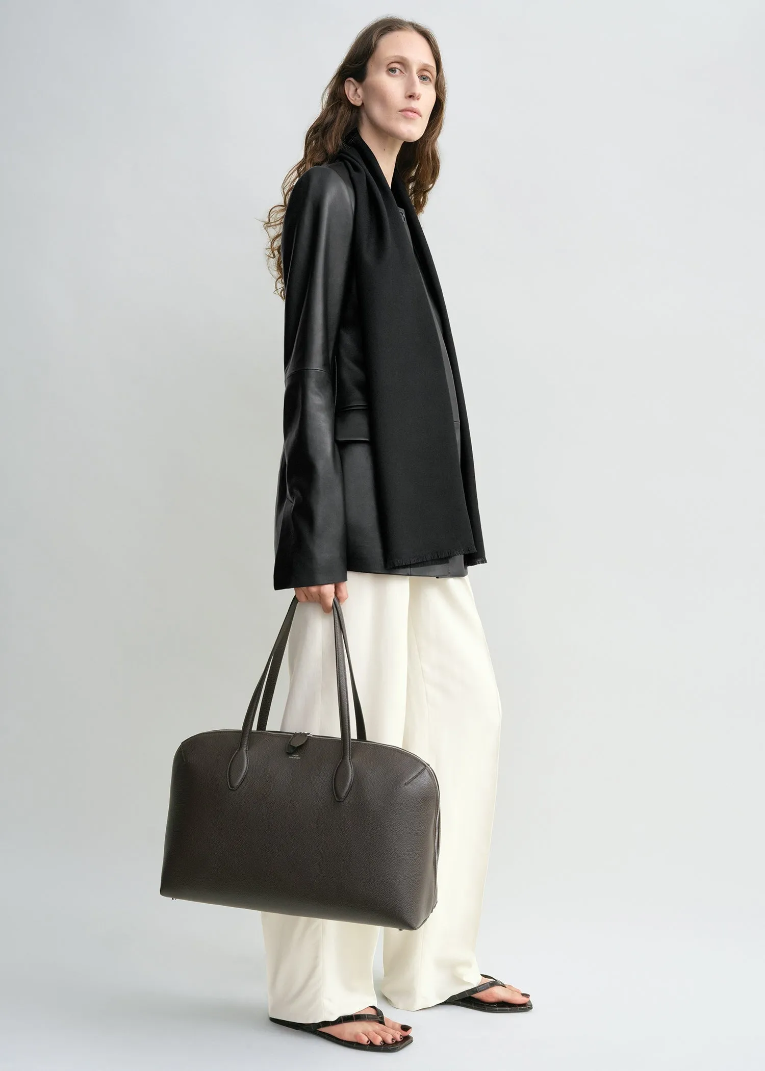 Collarless leather jacket black