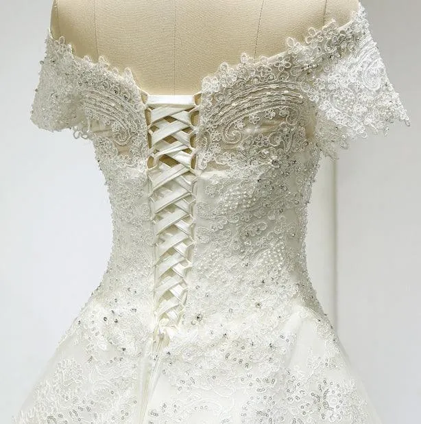 Large Tail Diamond Wedding Short Sleeved Lace High-end Wedding Band TN0033