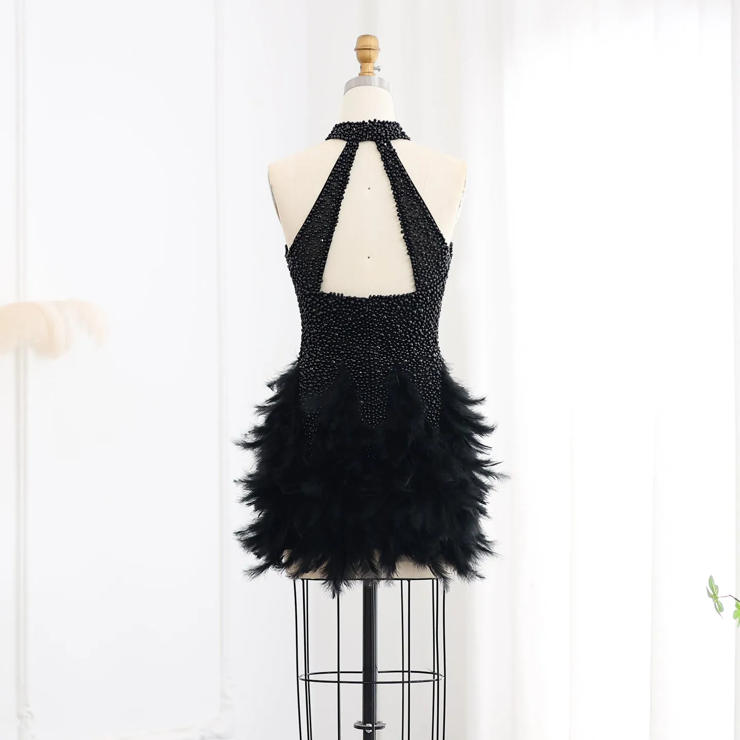 Luxury Feathers Pearls Nude Short Cocktail Party Dress SS149