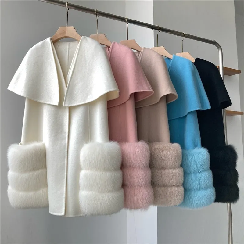 New 2023 Fall Winter Coats Luxury Women Real Lamb Wool Cashmere Fur Vest Waistcoat Stylish Long Real Fox Fur Jackets Cloak Coats