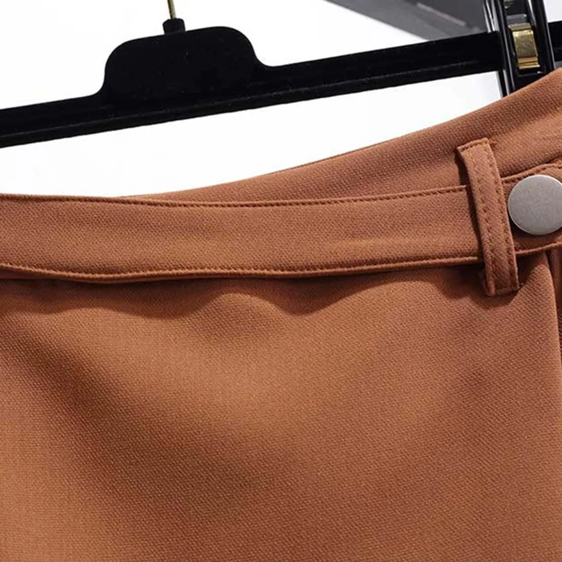 Stylish Single Button Belt Style Wide Leg Shorts