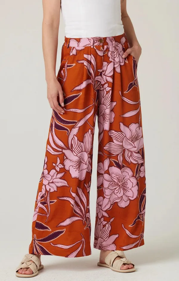 Tori Pant