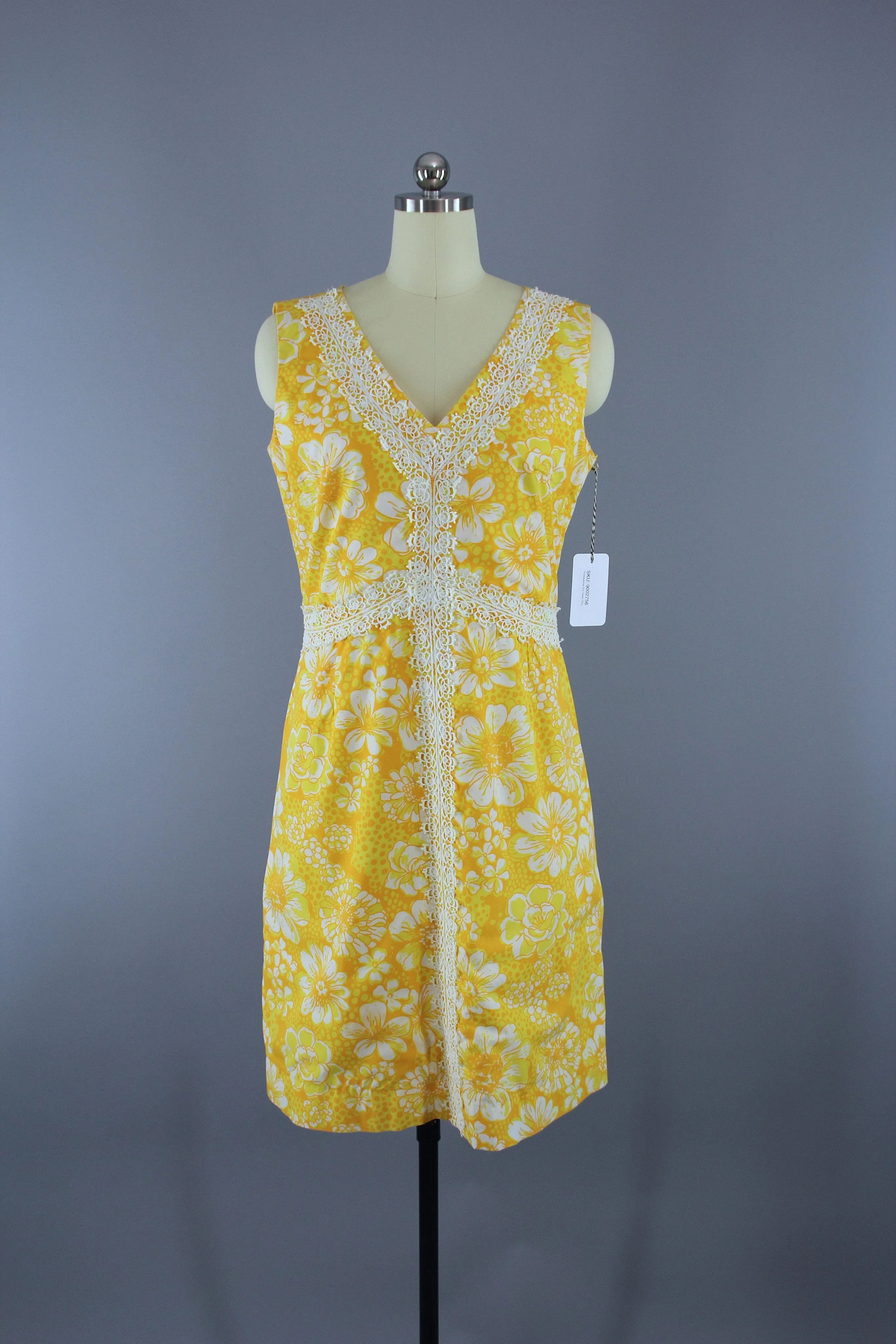 Vintage 1960s Shift Day Dress / Preppy Yellow Floral  Print